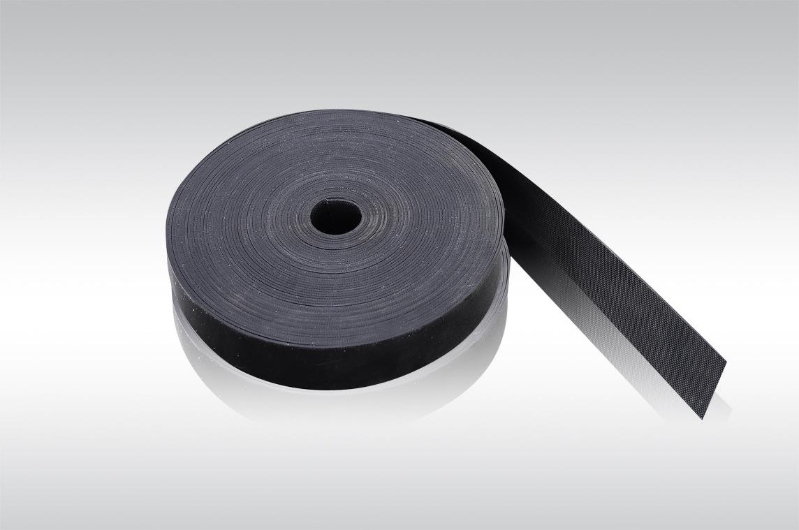 输送带橡胶的拉伸力度直接影响其使用寿命